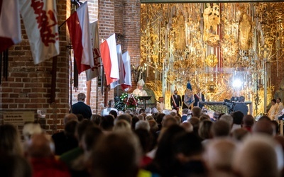 Msza św. w bazylice św. Brygidy w Gdańsku zgromadziła tłumy wiernych.