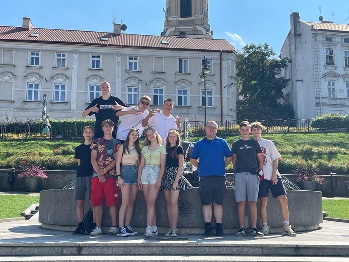 Świniarsko. Oaza młodych