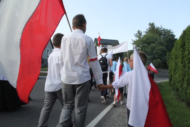 Wielogłowy. Droga Krzyżowa na Górę Kożuch