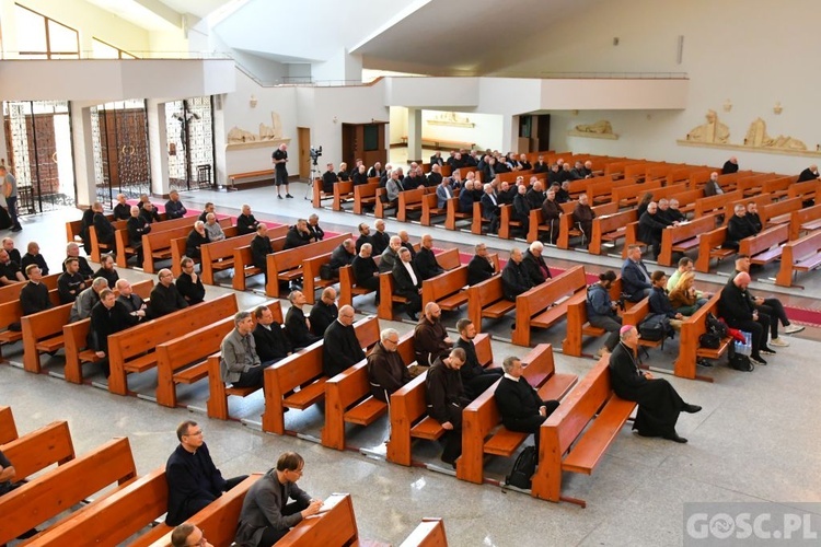 Konferencja świeckich dla księży