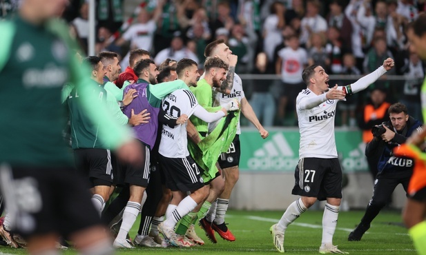 Z kim zagra Legia, a z kim Raków w fazach grupowych europejskich pucharów?