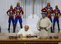 Ułan Bator: Franciszek spotkał się z władzami Mongolii 