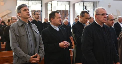 Co mówi Duch do Kościoła?