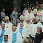 Uroczystościom przewodniczył bp Stanisław Dowlaszewicz, któremu towarzyszyli biskupi lubelscy.