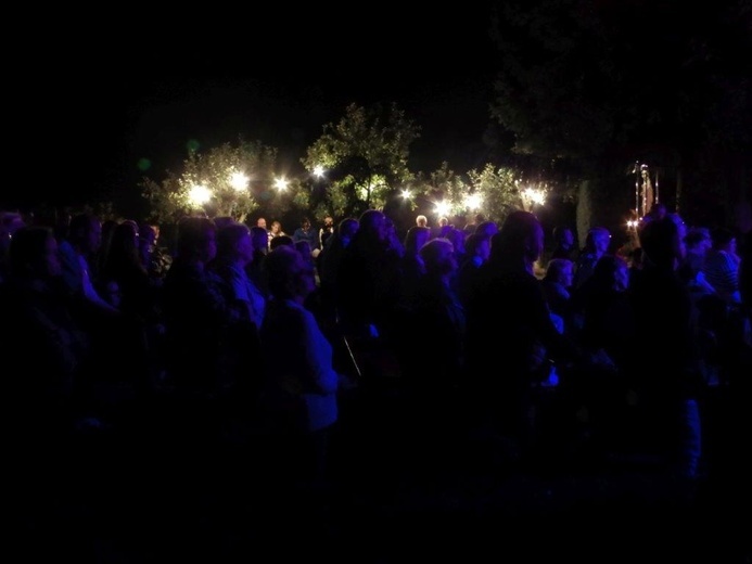 Modlitwa i koncert na roozpoczęcie odpustu Matki Bożej Pocieszenia