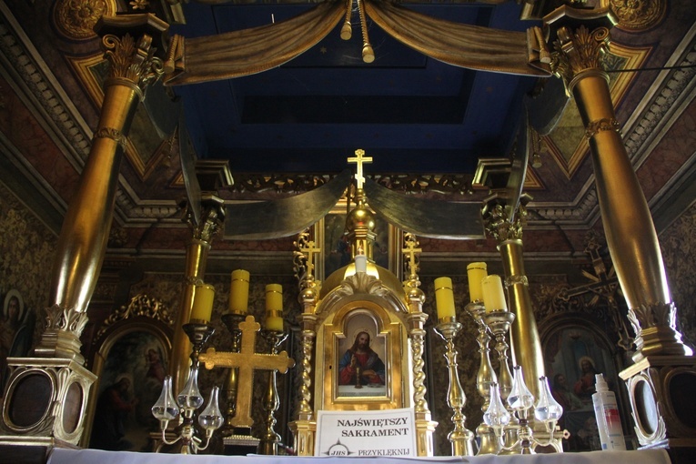 Kwiatoń. Cerkiew z listy UNESCO