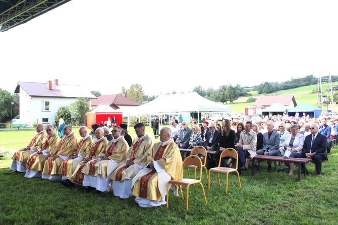 Kwiatoń. Cerkiew z listy UNESCO