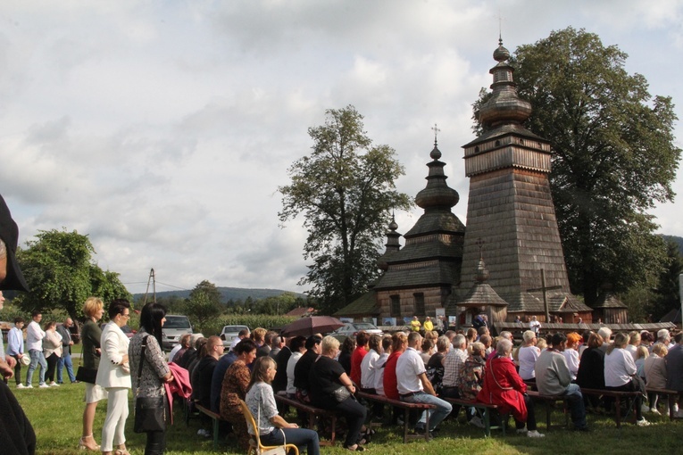 Kwiatoń. Cerkiew z listy UNESCO