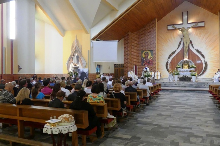 50 lat Oazy w parafii Chrystusa Króla w Bielsku-Białej Leszczynach