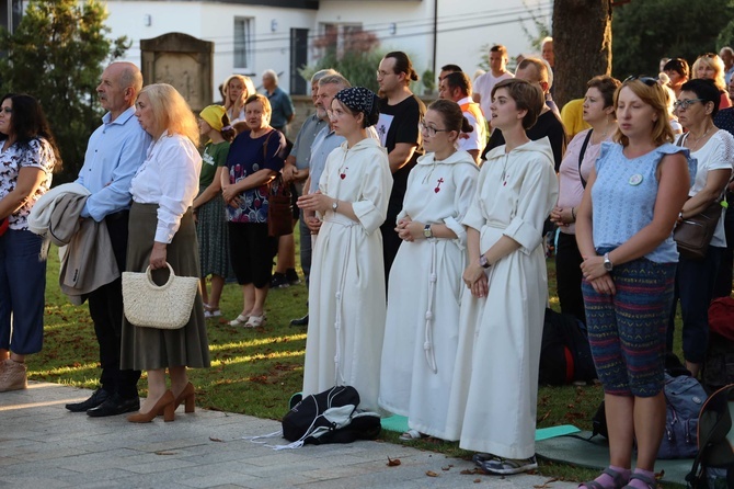 Odpust Maryjny w Sulisławicach