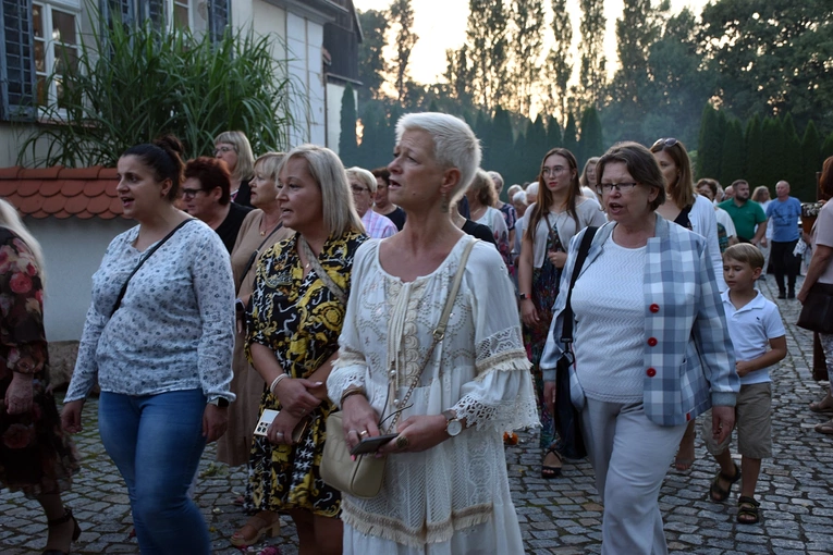 Odpust w parafii Narodzenia NMP w Smolcu