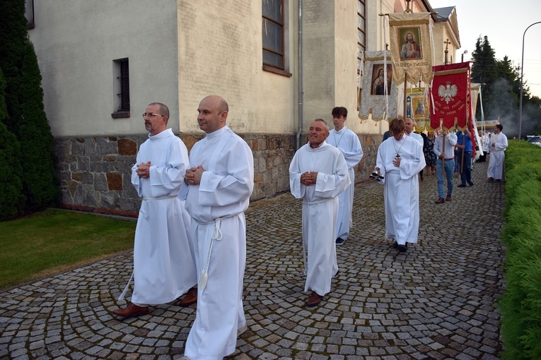 Odpust w parafii Narodzenia NMP w Smolcu