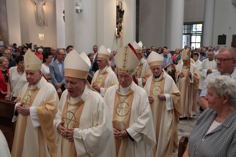 100 lat „Gościa Niedzielnego” – Msza św. w katowickiej archikatedrze, cz. II