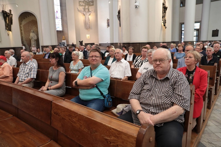 100 lat „Gościa Niedzielnego” – Msza św. w katowickiej archikatedrze, cz. II