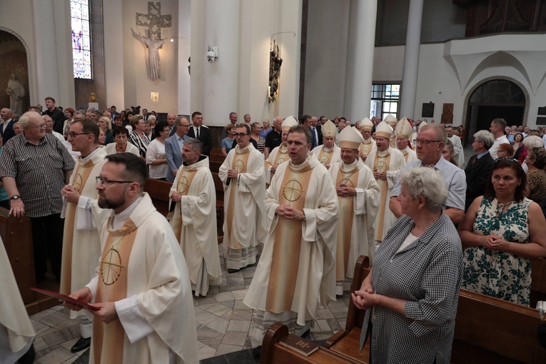 100 lat „Gościa Niedzielnego” – Msza św. w katowickiej archikatedrze, cz. II