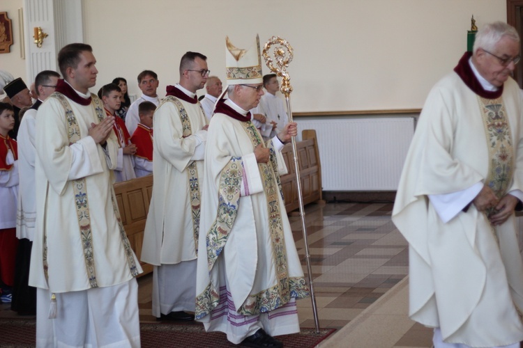 Poświęcenie nowej świątyni w Lubinie