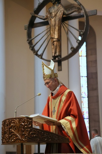 Homilię do katechetów wygłosił abp Adrian Galbas.