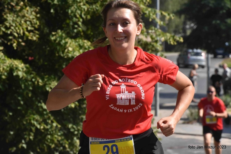 W Żaganiu pobiegli do Bożego Grobu