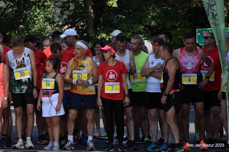 W Żaganiu pobiegli do Bożego Grobu