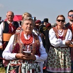 Beatyfikacja rodziny Ulmów w Markowej - pielgrzymi z całej Polski na Mszy św.