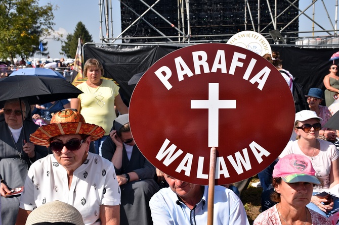 Beatyfikacja rodziny Ulmów w Markowej - pielgrzymi z całej Polski na Mszy św.