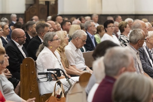 100 lat „Gościa Niedzielnego” – Msza św. w katowickiej archikatedrze, cz. I