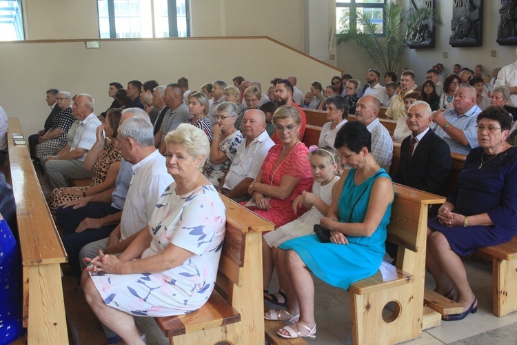 Pielgrzymka złotych jubilatów małżeńskich