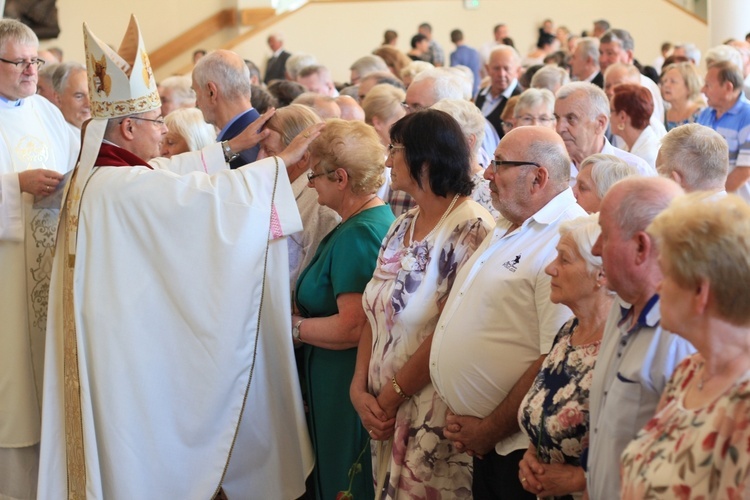 Pielgrzymka złotych jubilatów małżeńskich