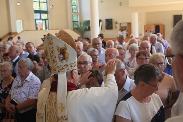 Pielgrzymka złotych jubilatów małżeńskich