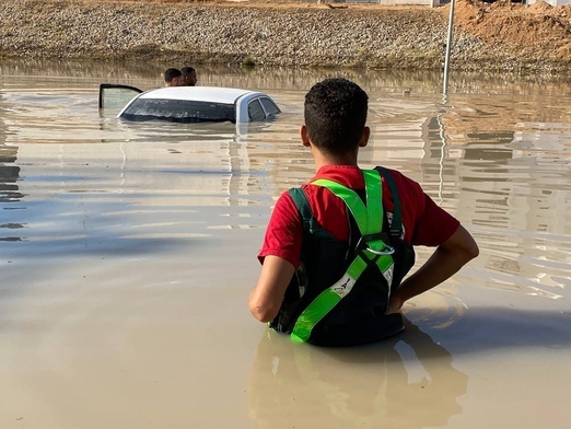 Libia. Co najmniej 2300 osób zginęło w powodzi w Dernie, 7 tysięcy rannych