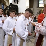 Wręczenie krzyży ceremoniarza