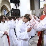 Wręczenie krzyży ceremoniarza