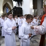 Wręczenie krzyży ceremoniarza