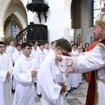 Wręczenie krzyży ceremoniarza