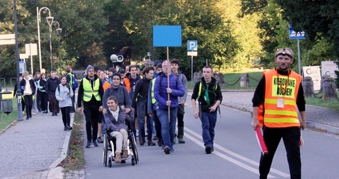  Po ciemnościach przychodzi światło 