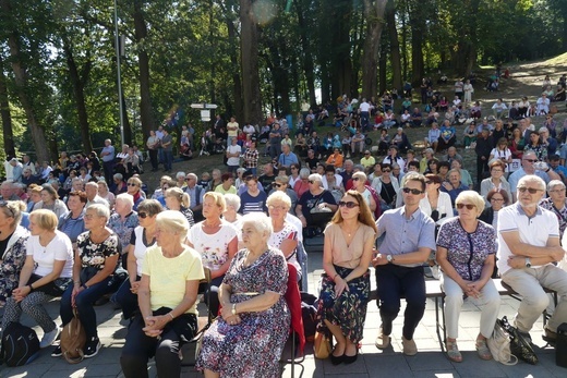 15. Diecezjalna Pielgrzymka Rodzin do Kalwarii Zebrzydowskiej 2023 - Msza Święta