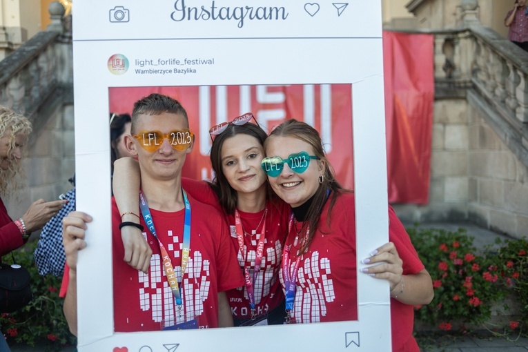 Festiwal przyciągnął ponad 1000 młodych ludzi.