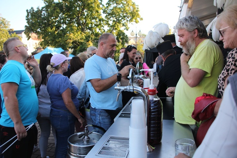 Uroczysta karczma piwna