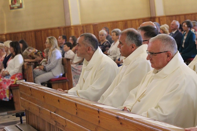 40-lecie erygowania parafii św. Stanisława Kostki w Kwaczale