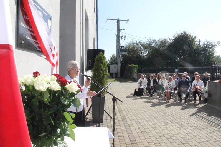 Pilzno. Odsłonięcie tablicy bł. Józefa Ulmy