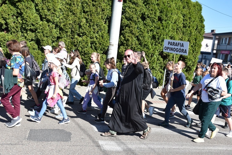 Przasnysz-Rostkowo. Pielgrzymka dzieci