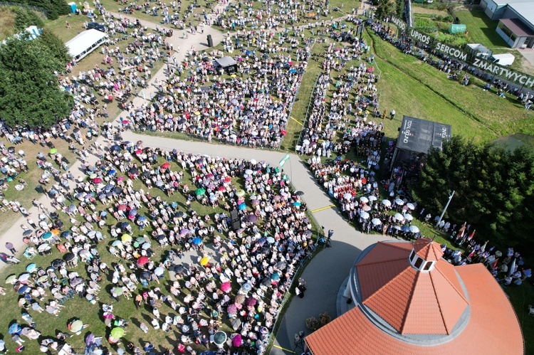 Uroczystości skrzatuskie prosto z nieba