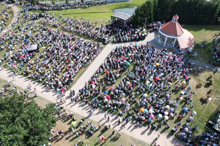 Uroczystości skrzatuskie prosto z nieba