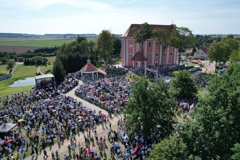 Uroczystości skrzatuskie prosto z nieba