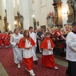 Procesja z relikwiami św. Stanisława i św. Doroty przeszła przez Wrocław