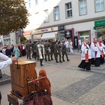 Procesja z relikwiami św. Stanisława i św. Doroty przeszła przez Wrocław