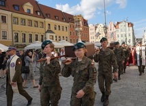 Procesja z relikwiami św. Stanisława i św. Doroty przeszła przez Wrocław