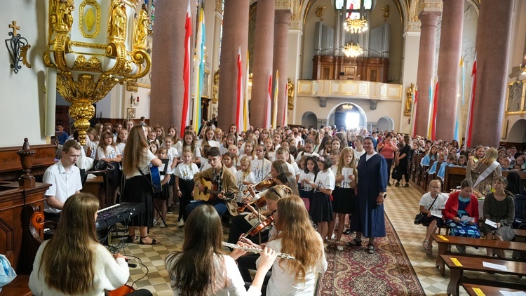 Limanowa. Wielki Odpust Maryjny 2023 - dzień 2.