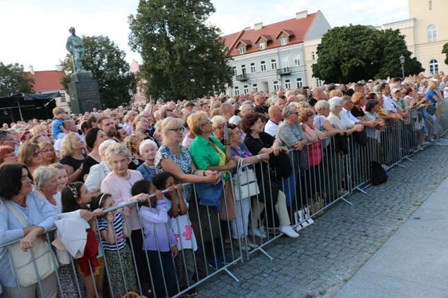 Koncert zespołu Mazowsze w Radomiu