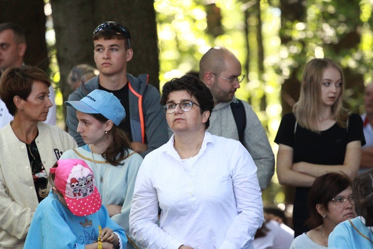 Msza św. i poświęcenie krzyża na Postawnem